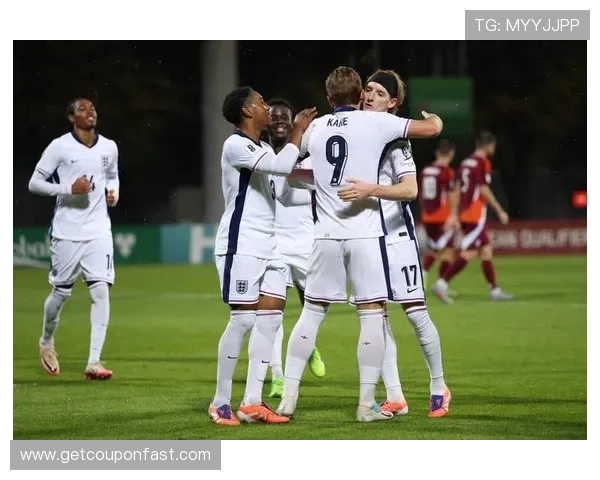 博尔顿俱乐部历史与发展：英格兰足球文化的璀璨篇章